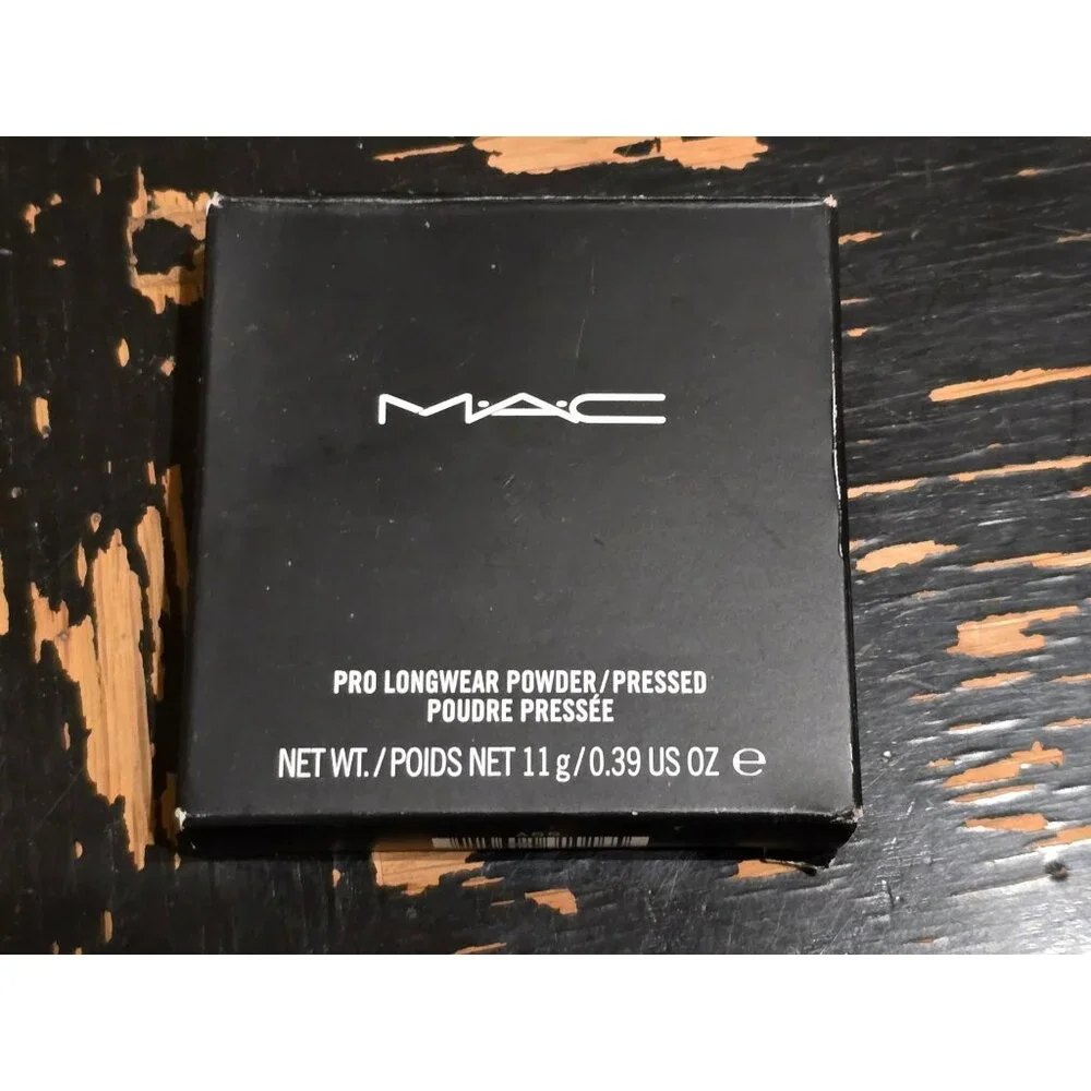 MAC Pro Longwear Pressed Powder Dark Plus Makeup Long-Lasting